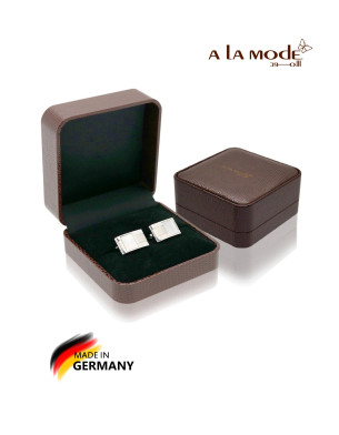 A La Mode Collection cufflink for Men