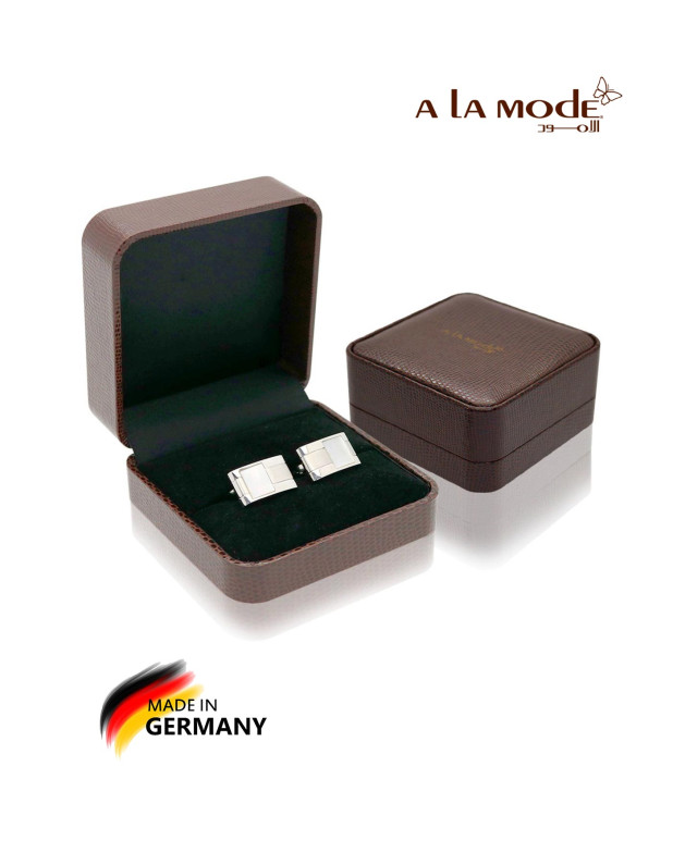 A La Mode Collection cufflink for Men