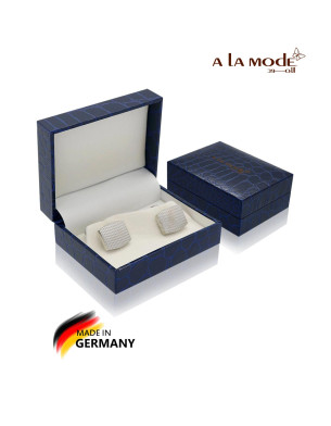 a La Mode Collection Cufflink for Men
