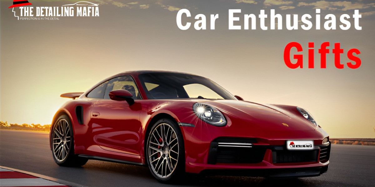 6 Ultimate Gifts For Your Car Enthusiast