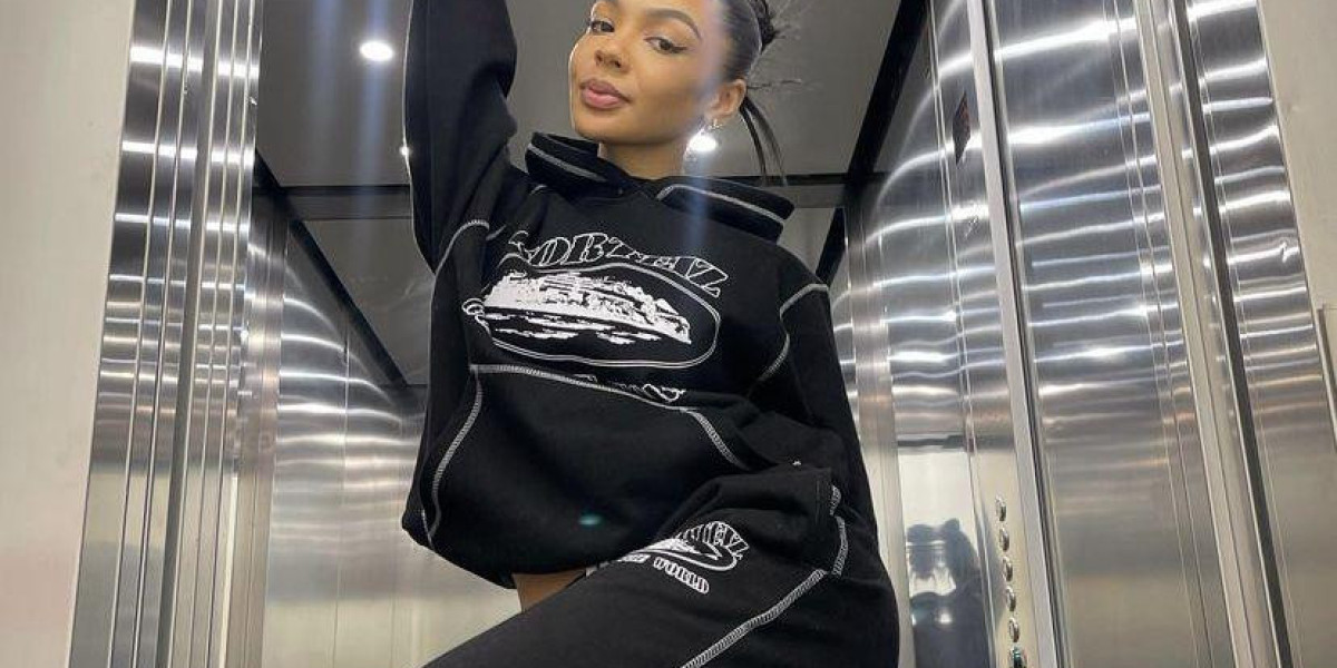 Unwind in Comfort with Corteiz Tracksuits