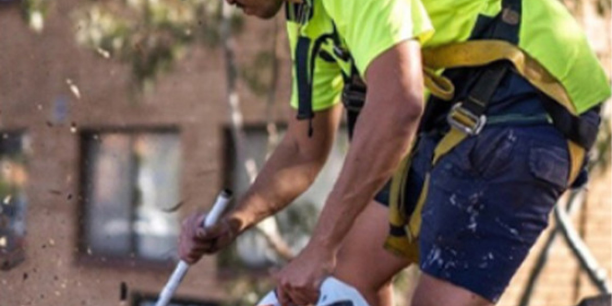 Reliable Gutter Cleaning Kingscliff: Choose First Choice