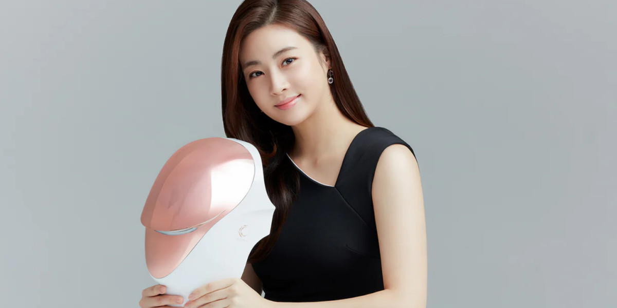 Glow Smarter: The Ultimate Guide to LED Face Masks, Neck Masks & Scalp Therapy from CELLRETURN Australia