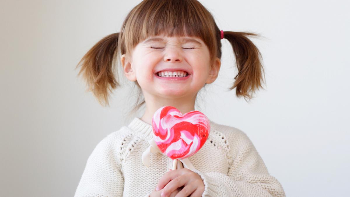 Poco zucchero da bambini, più sani da adulti: lo studio | Gazzetta.it