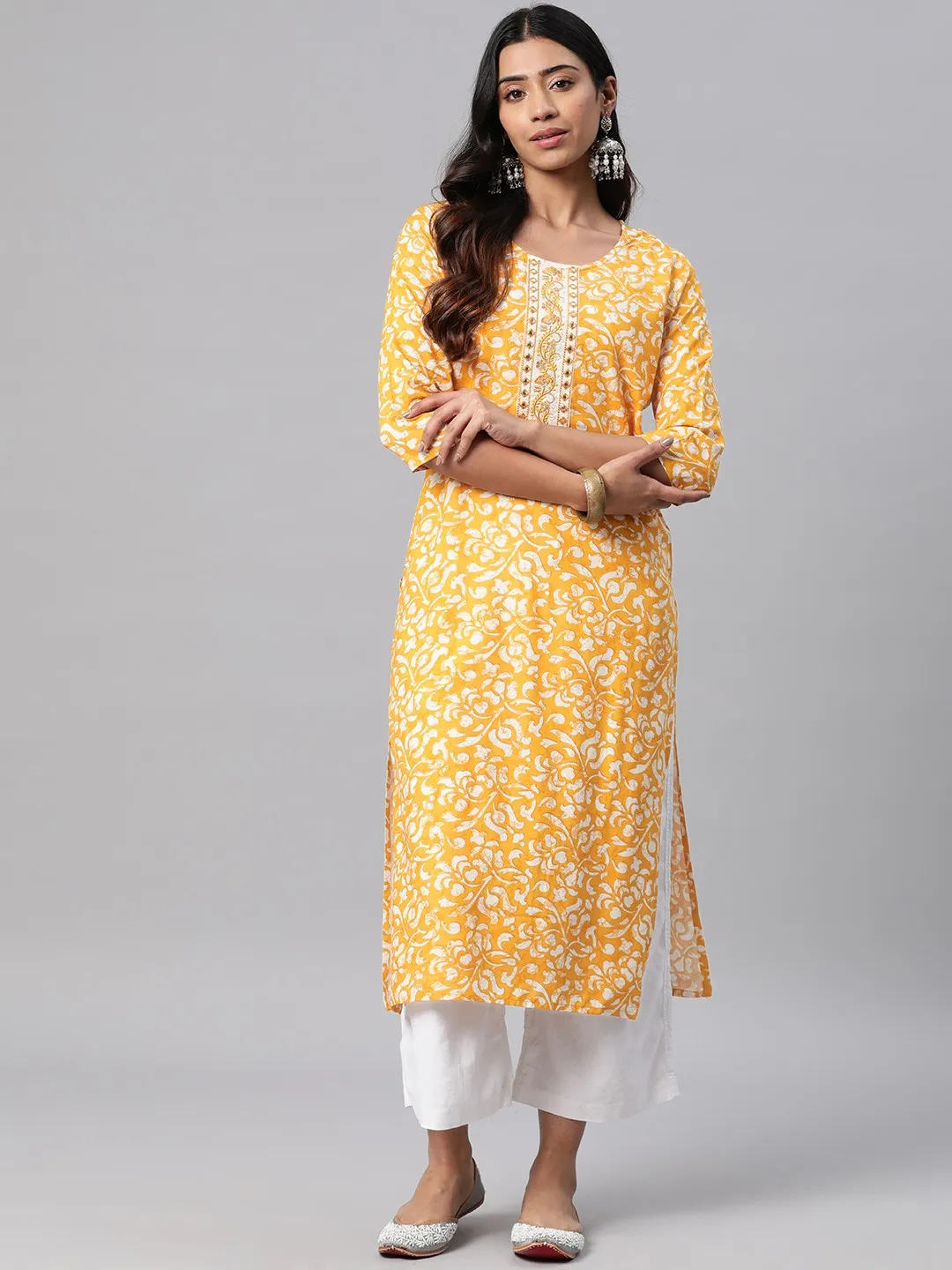 Elevate Your Ethnic Wardrobe: Shop Straight Kurtis Online Today – Readiprint Fashions
