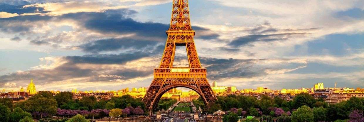 Air Canada Paris Office in France 1-833-918-3516
