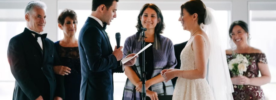 Cantor Laura Stein Jewish Lifecycle Officiant NYC Cover Image