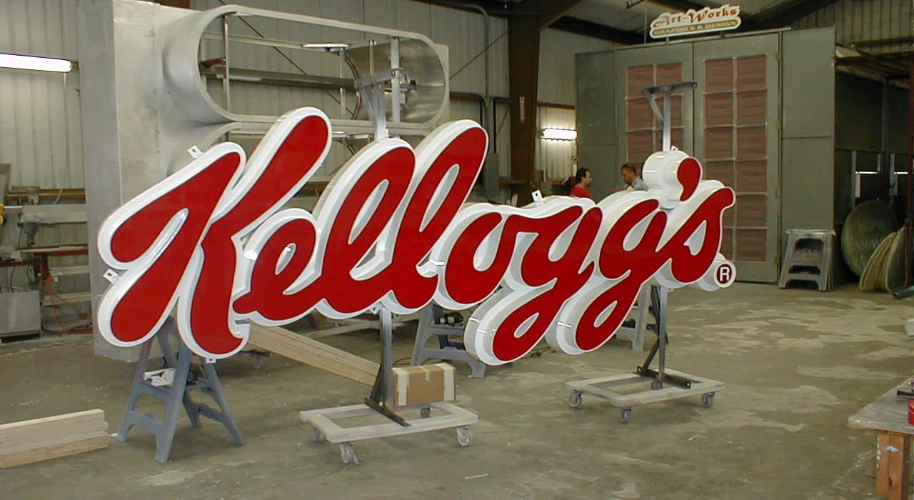 Custom Sign Board Dubai | Indoor & Outdoor signage board Maker