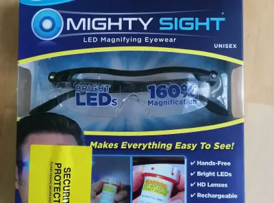 Ochelari cu lupa si LED Mighty Sight Reincarcabili Marire 160% Negru Transparent - unisex