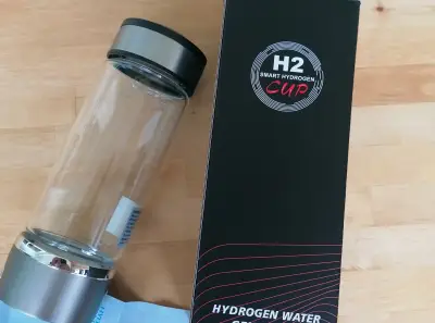 Generator apă cu hidrogen H2 sticla 420ML USB-C reîncărcabil – argintiu