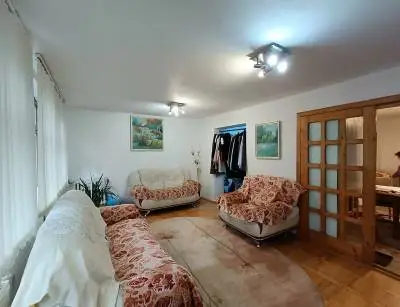 Apartament 2 camere decomandate cu extindere Ghioceilor