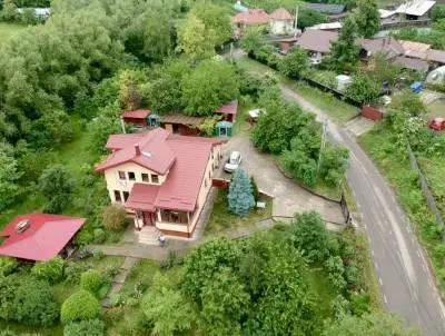 Proprietar vand vilă 268 mp cu 8.800 mp teren, intimitate deosebită – Gura Văii, Neamț