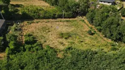 De vânzare în zona Popricani ( Sat.Moimesti) teren 1631 mp, intravilan, dechidere la 2 drumuri,