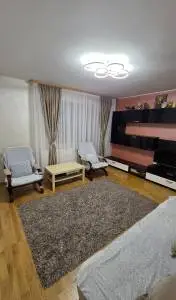 Apartament 2 camere de vânzare în Focșani, zona Poliției (Bahne), 70 mp, complet mobilat, bloc nou