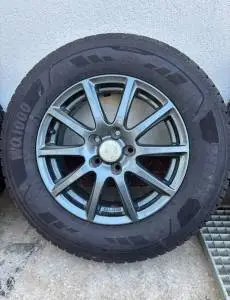 Vand roti cu jenti si cauciucuri de iarna noi (4 buc - set) 215/70R16 100H