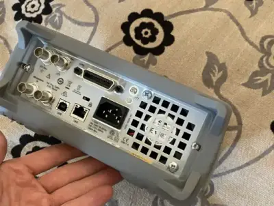 Generator de semnal Keysight 
