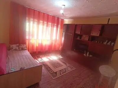 Vând garsonieră în Slatina, Olt – 27 mp, confort 1, decomandată, renovată, mobilată și utilată