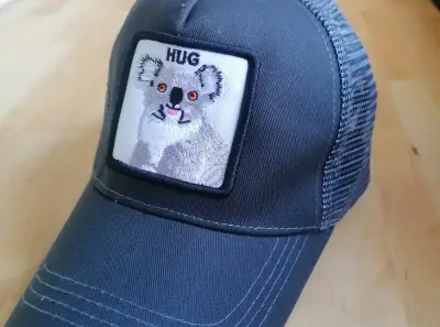 Șapcă Ebbets Koala Imbratisare Hug Gri Unisex Trucker Cap Vintage Patch Brodat Dama Barbat Reglabilă