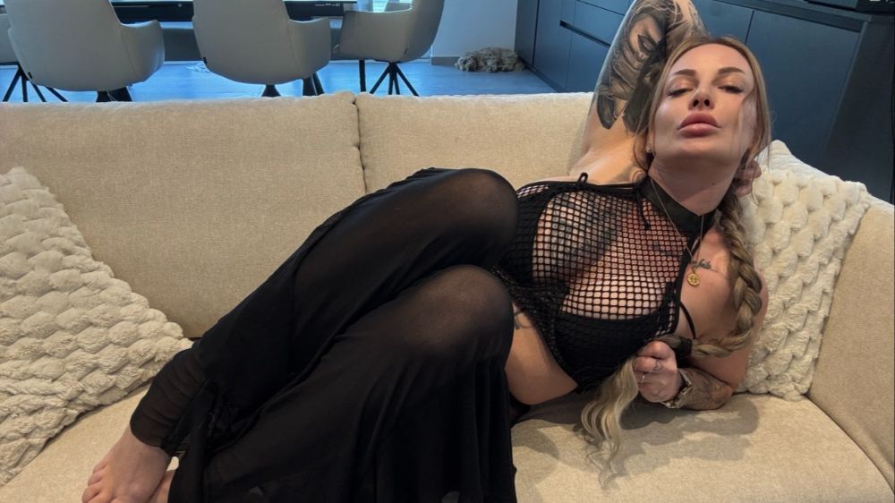 Elaina – Creator Profil