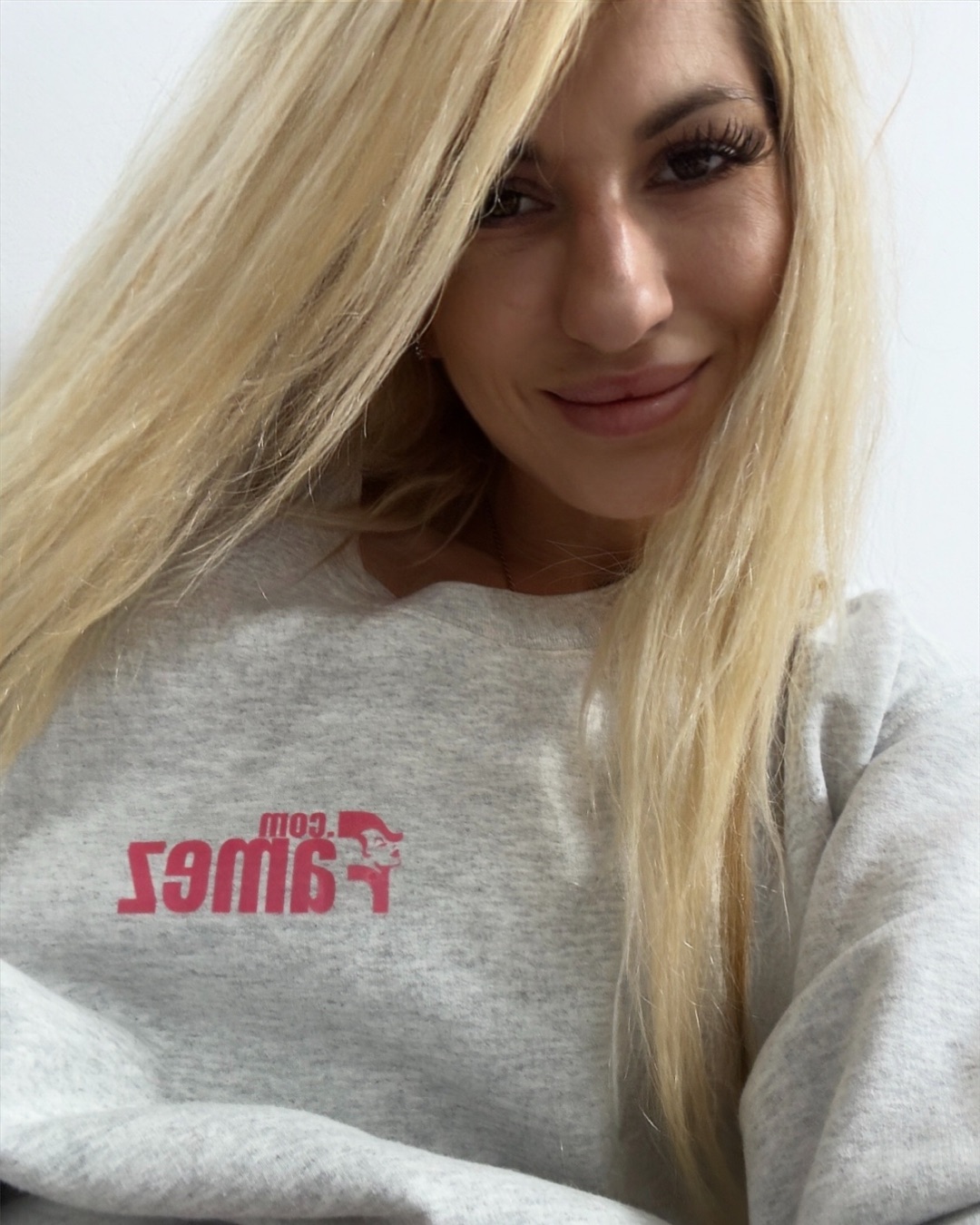 model_profile_for_others.image