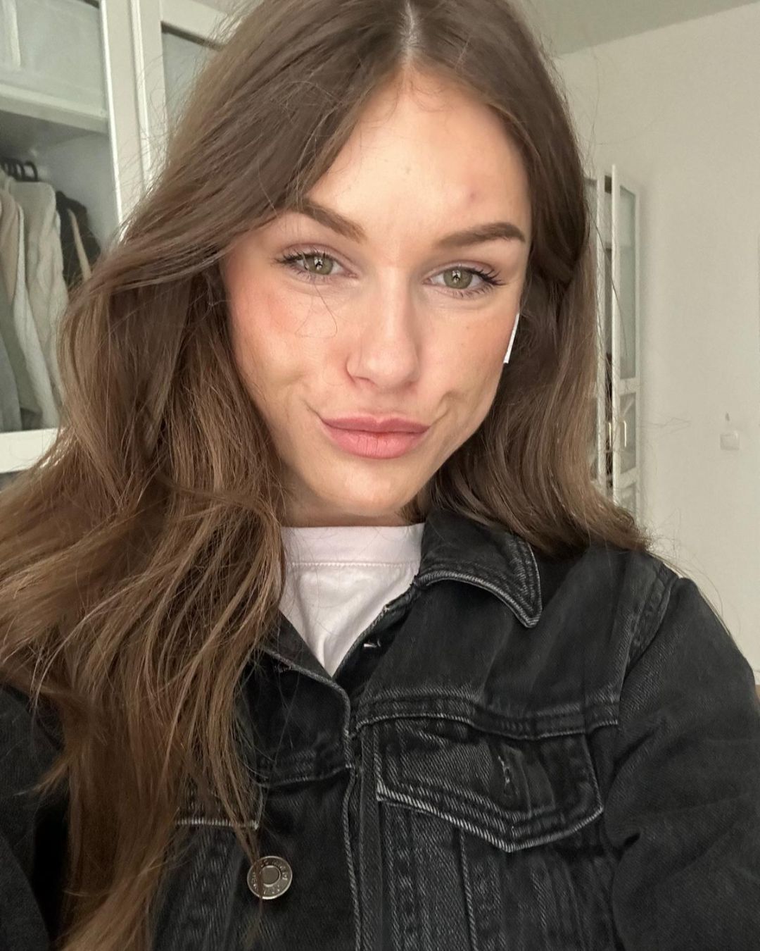 model_profile_for_others.image