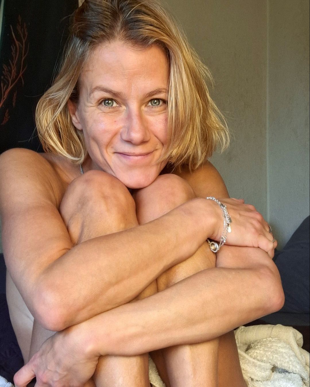 model_profile_for_others.image