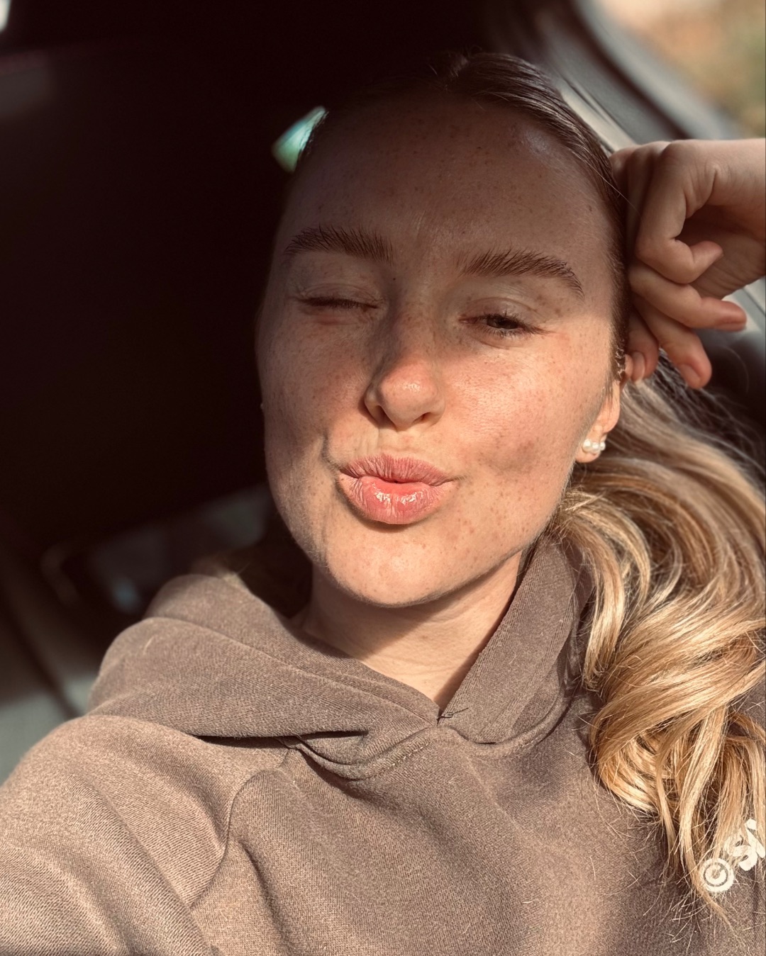 model_profile_for_others.image