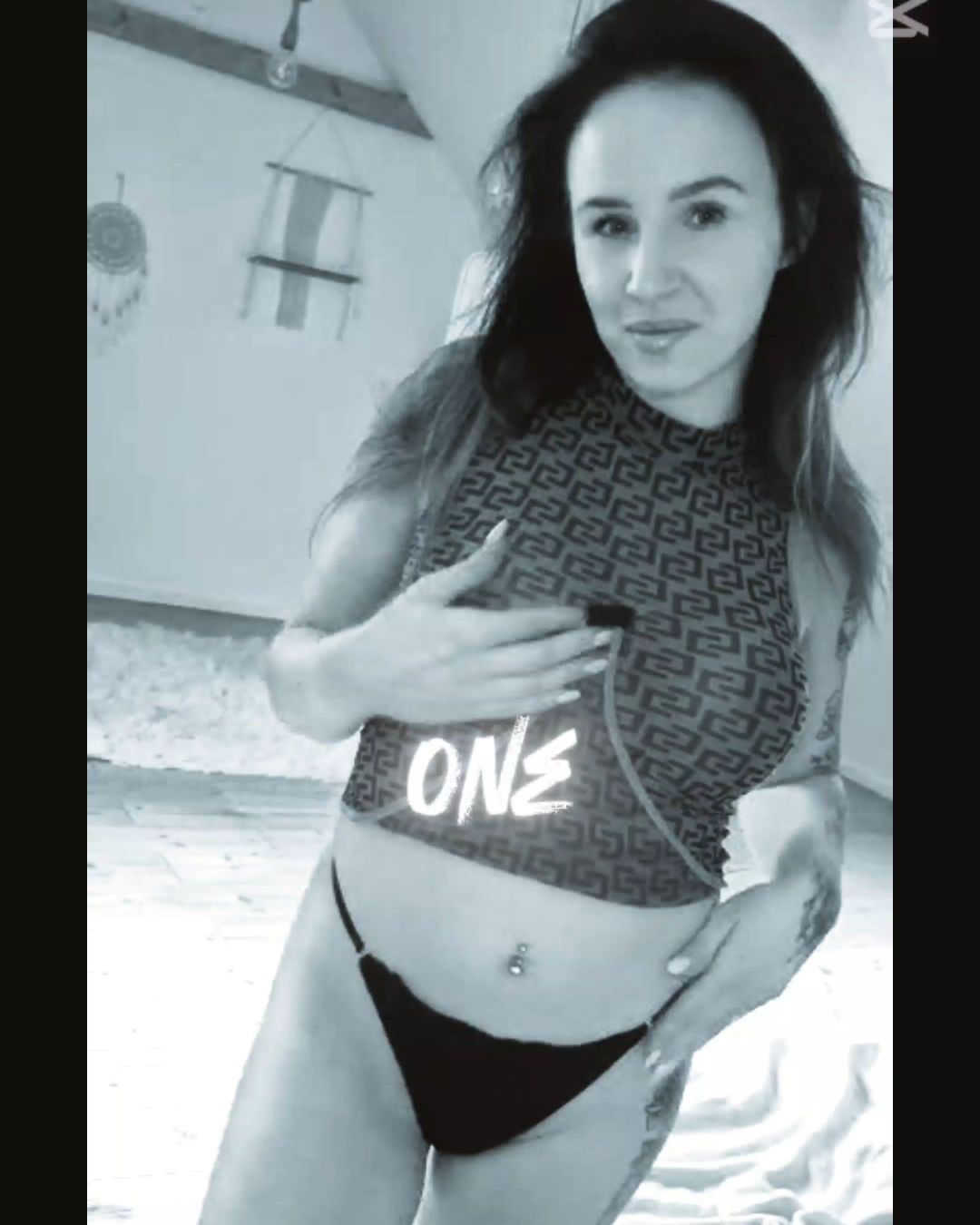 model_profile_for_others.video_preview