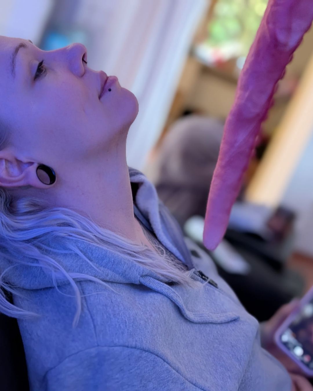 model_profile_for_others.image