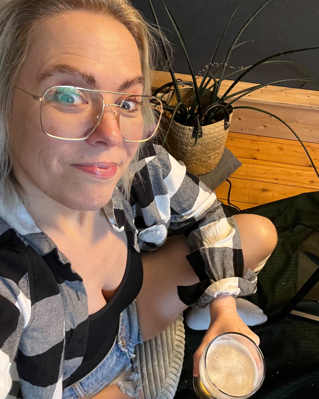 model_profile_for_others.image