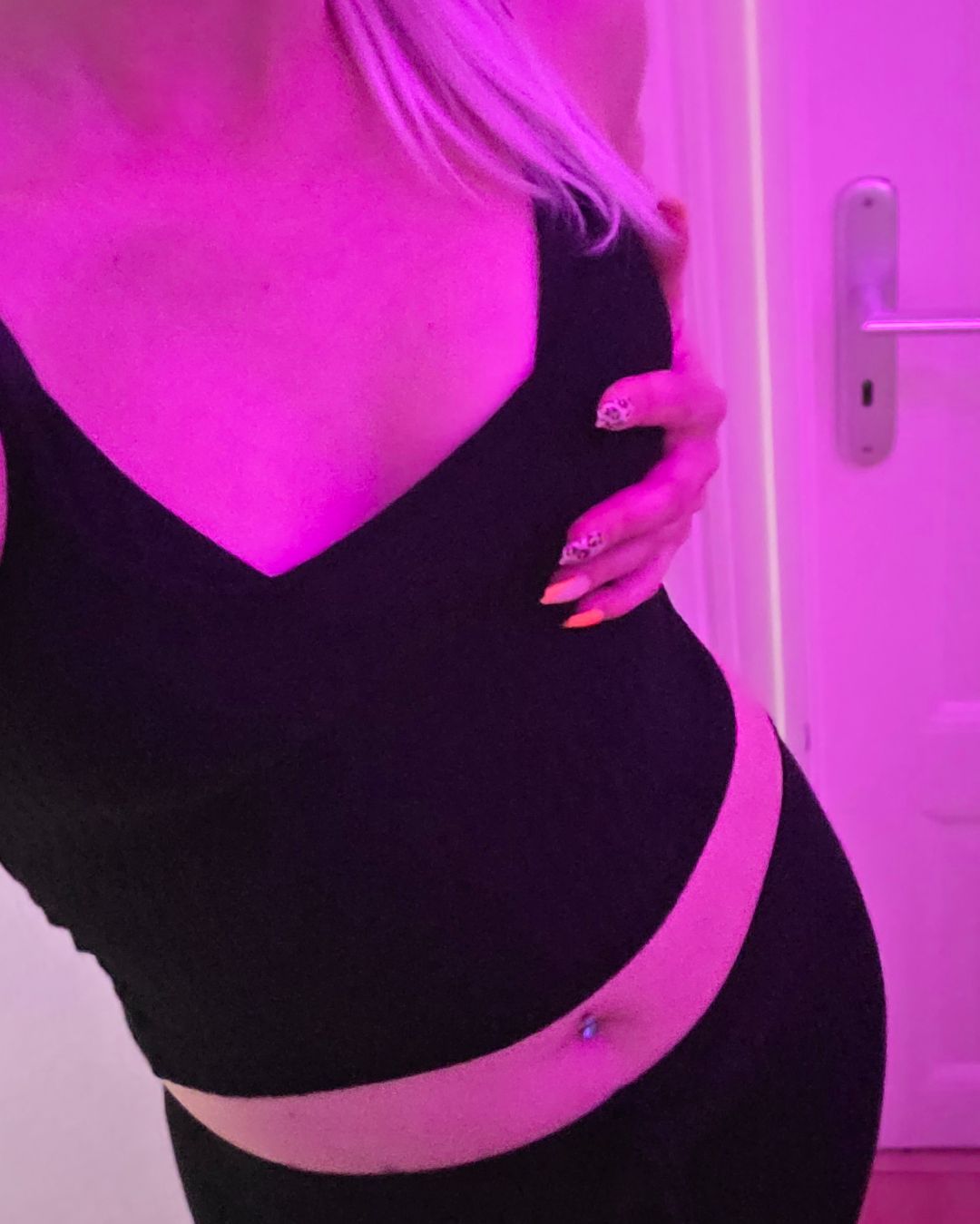 model_profile_for_others.image