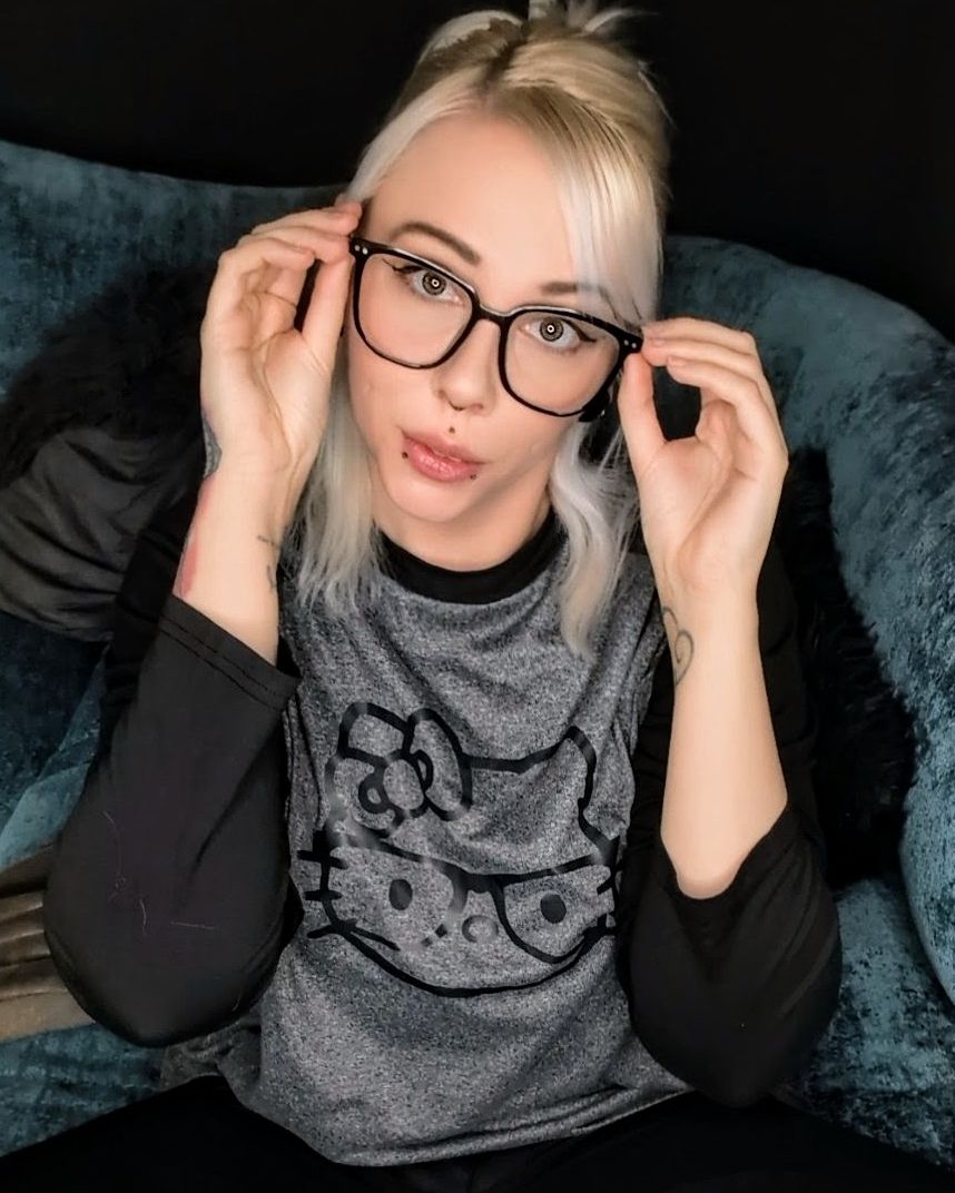 model_profile_for_others.image