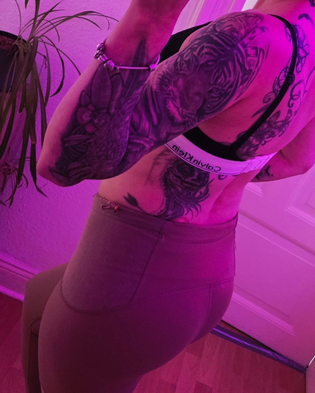 model_profile_for_others.image