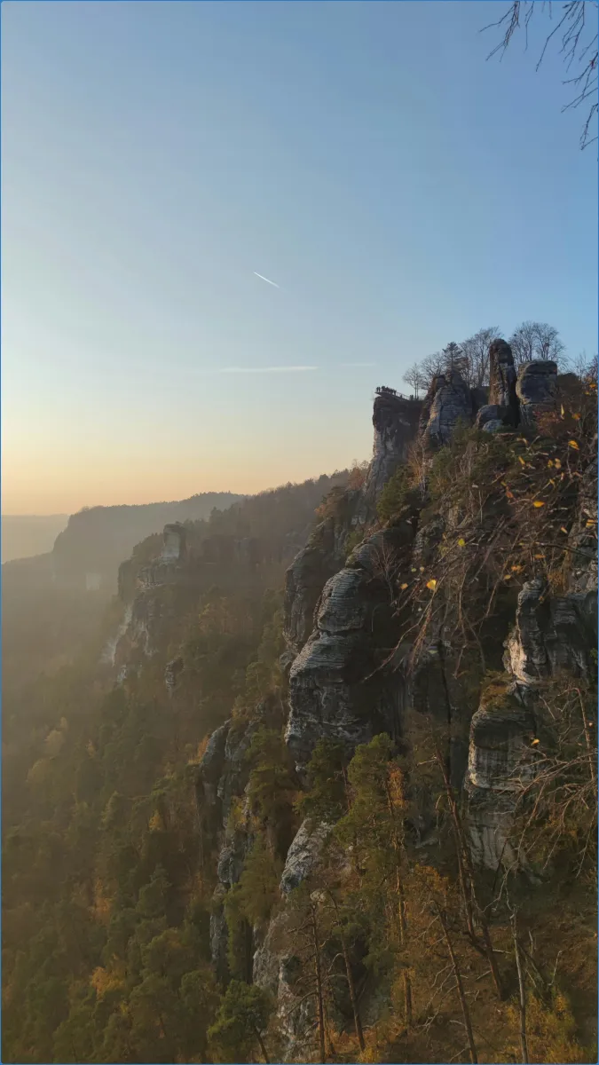 Felsformationen im Sonnenuntergang
