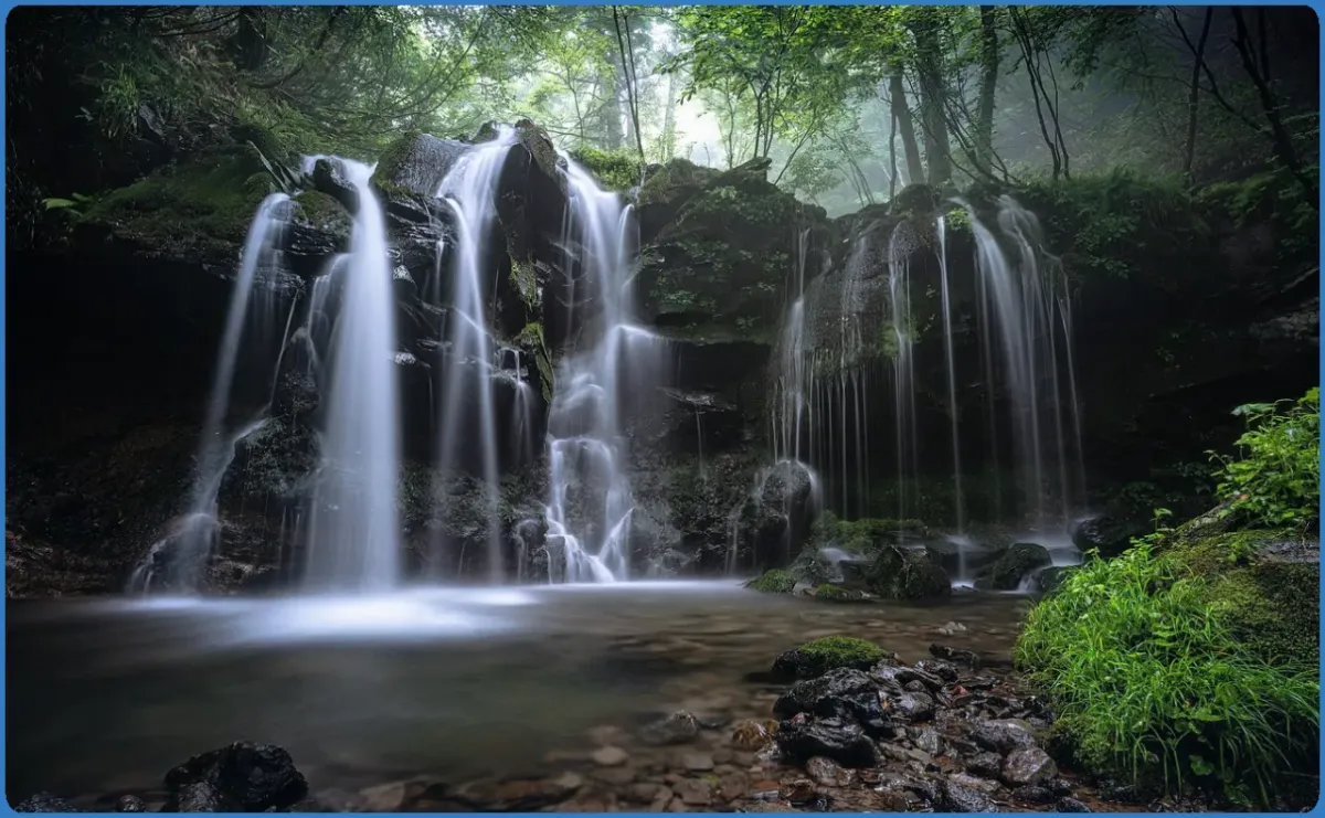 Wasserfall im Wald