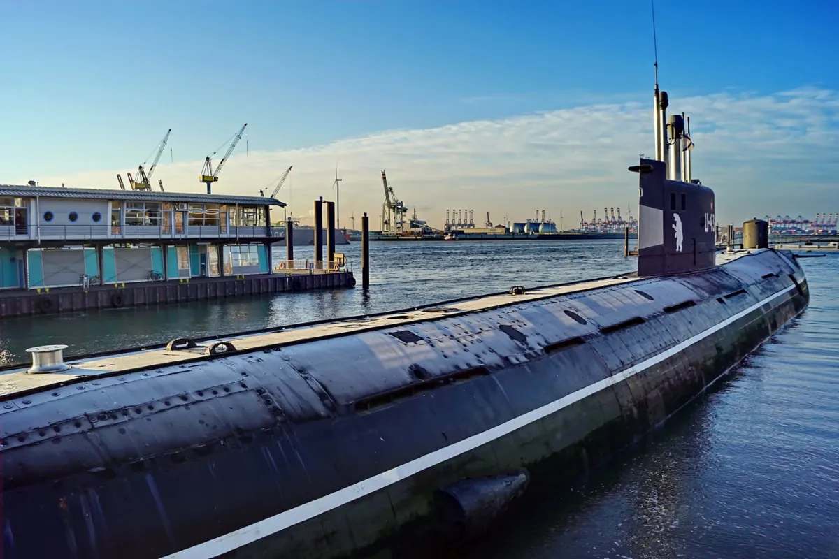 U-Boot im Hafen