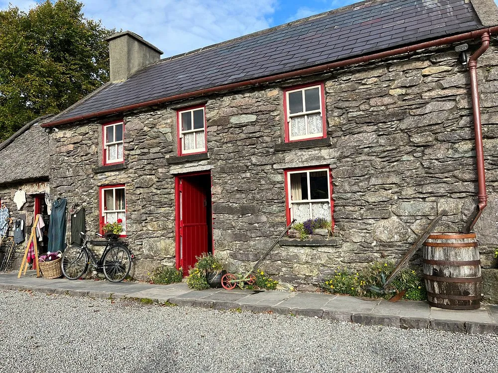 Molly Gallivan's Cottage & Traditional Farm