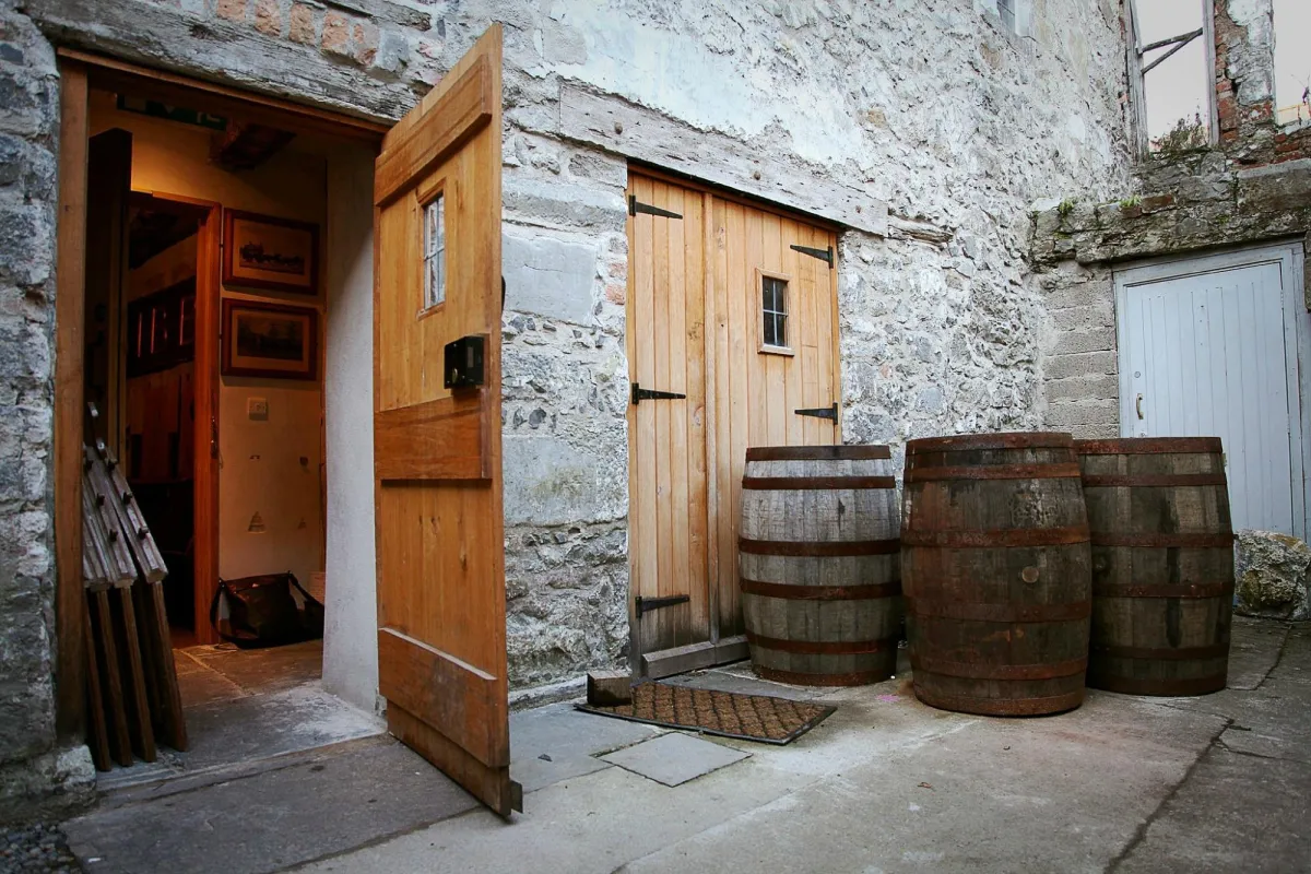 The Hole in the Wall