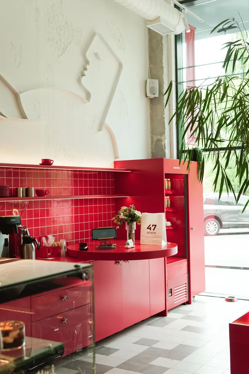  47 Cafe-bistro