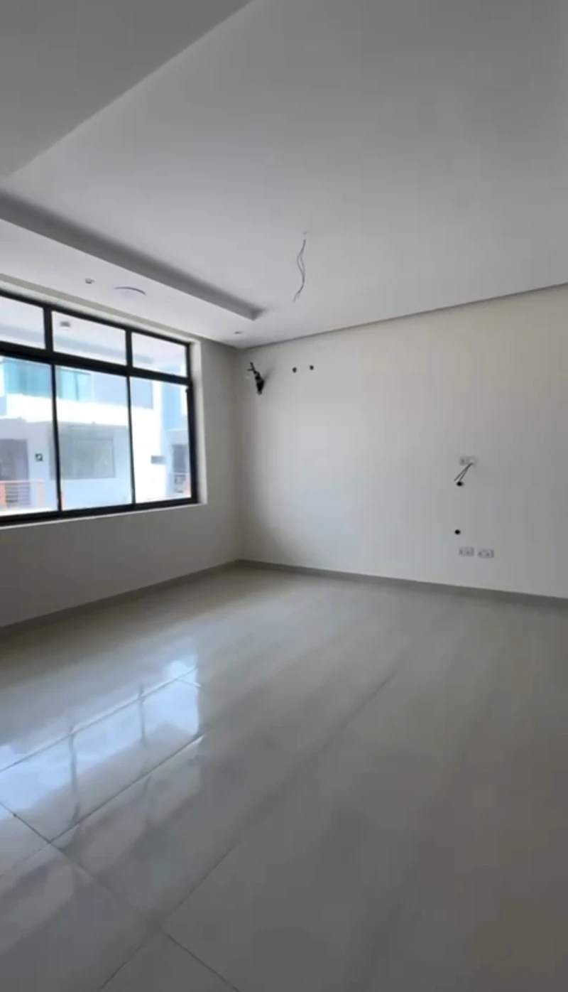 4 Bedroom Flat for Sale in By Chevron Lekki, Lagos, Lagos - Image 1