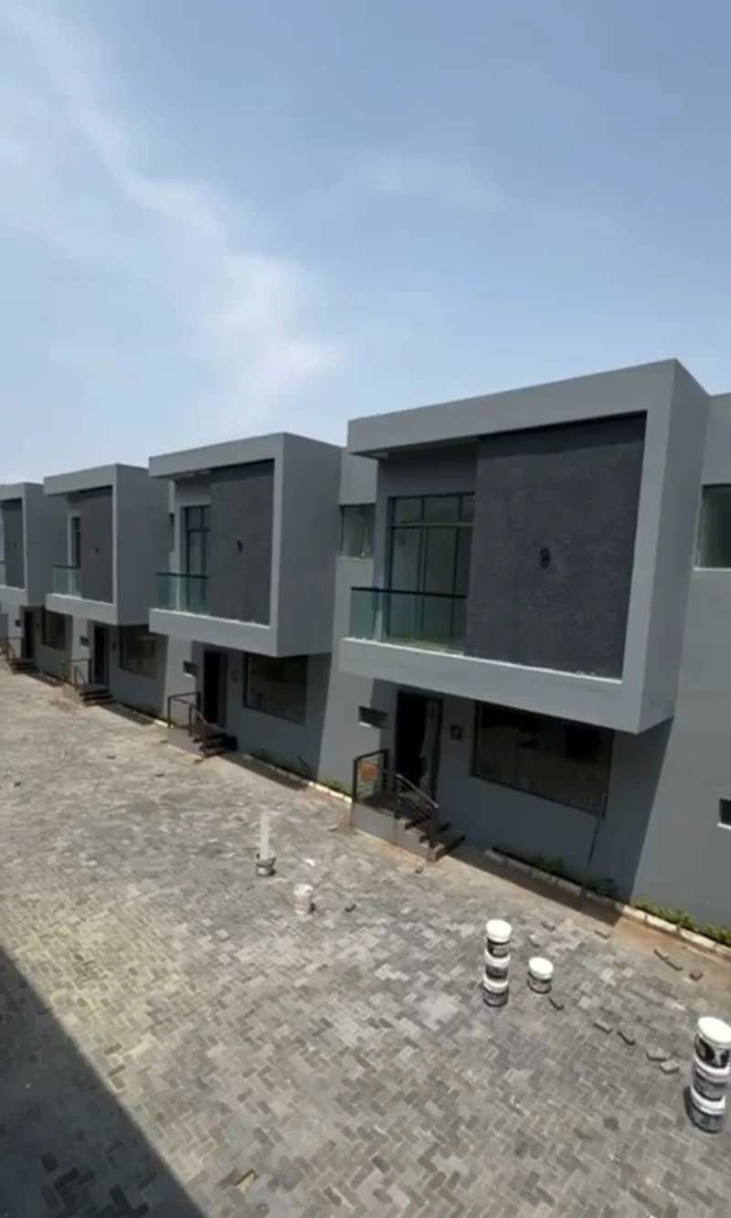 4 Bedroom Flat for Sale in By Chevron Lekki, Lagos, Lagos