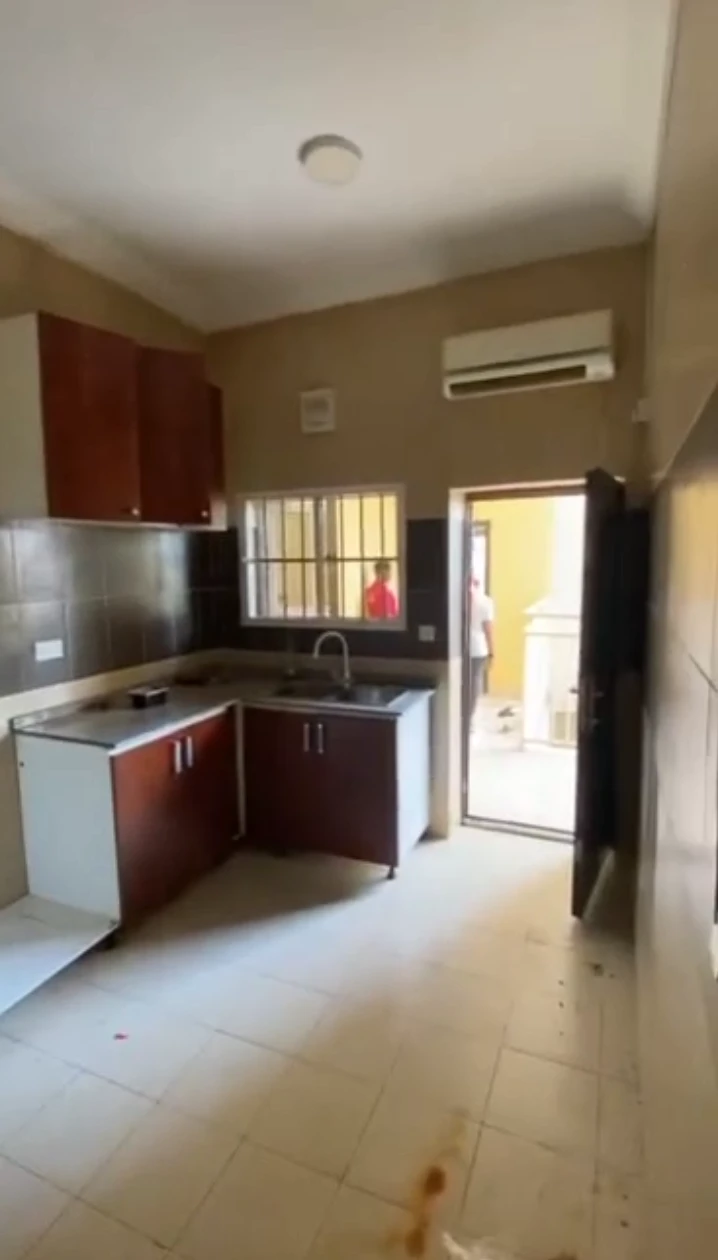 3 Bedroom Flat for Rent in Life camp, FCT - Image 4