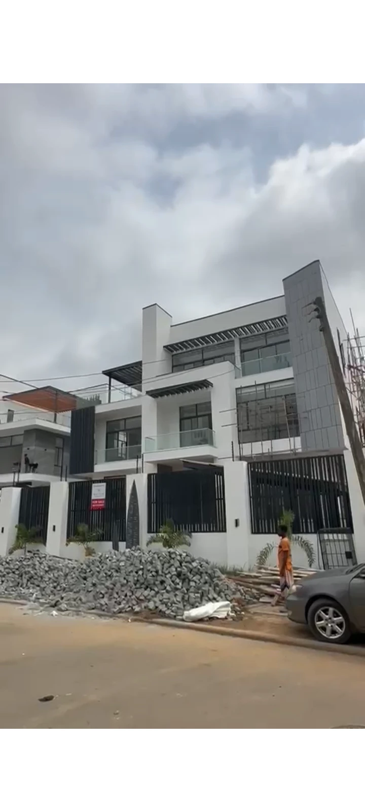 Mansion for Sale in Asokoro, FCT - Image 1