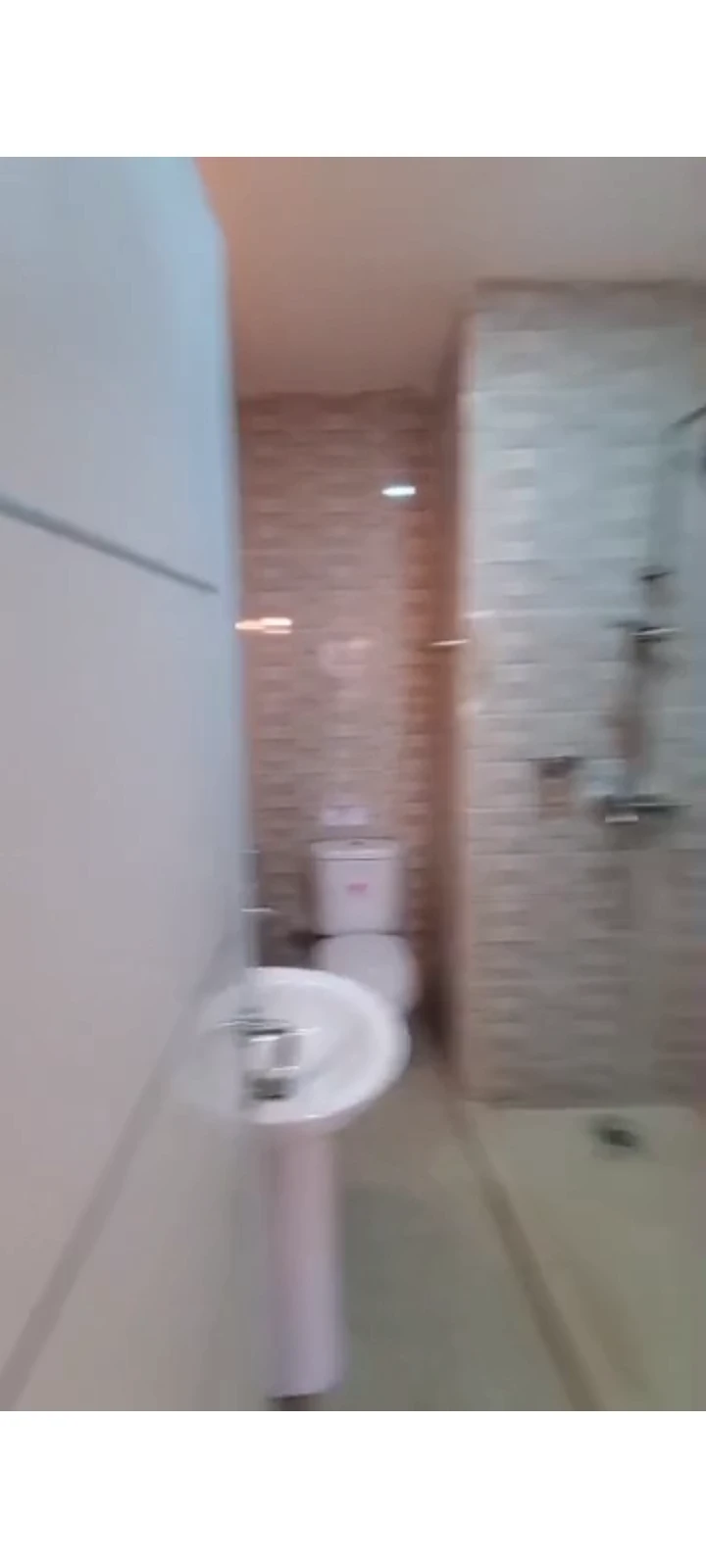 2 Bedroom Flat for Sale in Guzape, FCT - Image 3