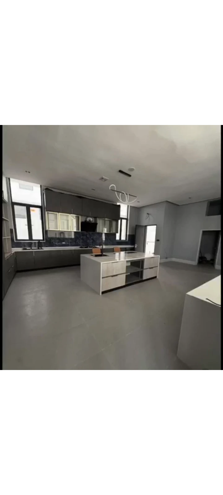 Mansion for Sale in Asokoro, FCT - Image 6