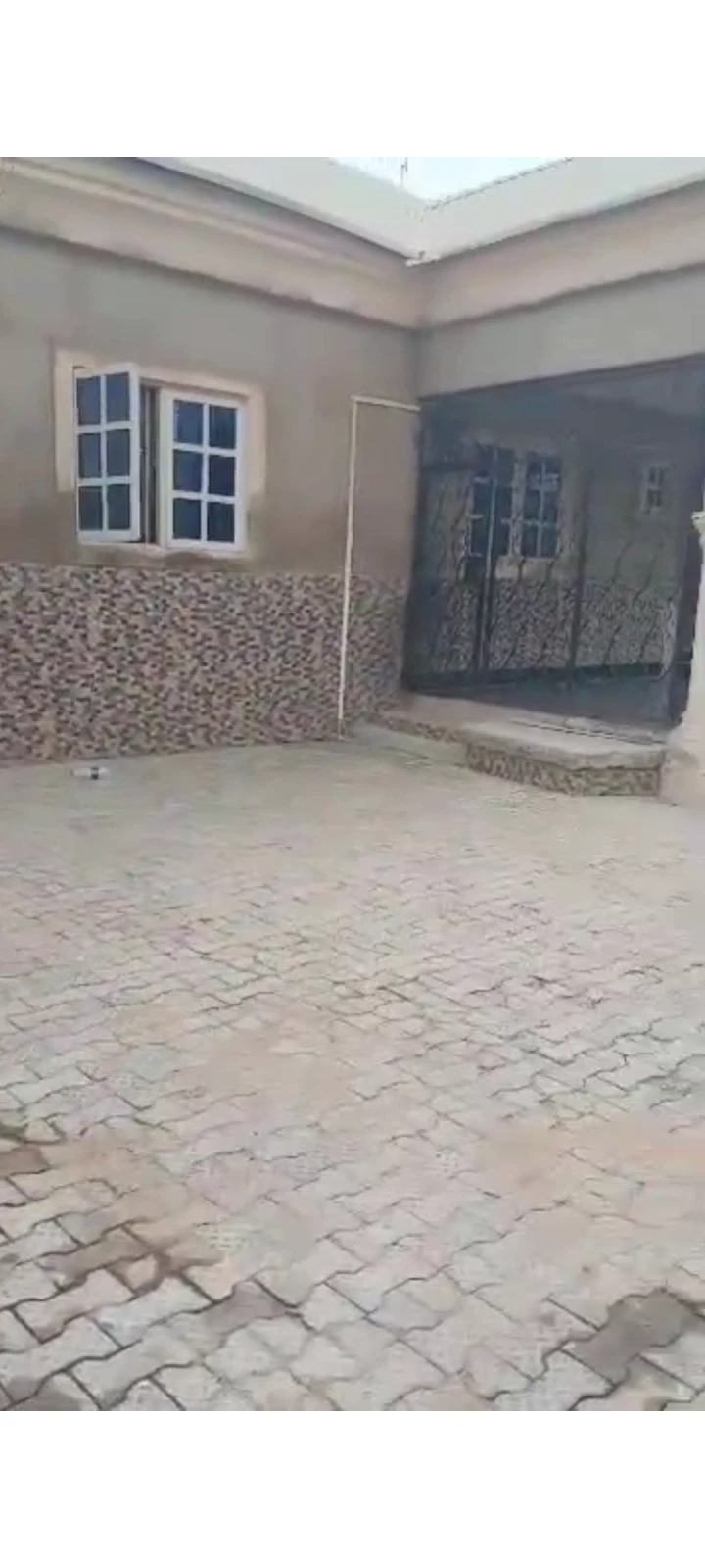 Bungalow for Sale in Gwarimpa, FCT - Image 2