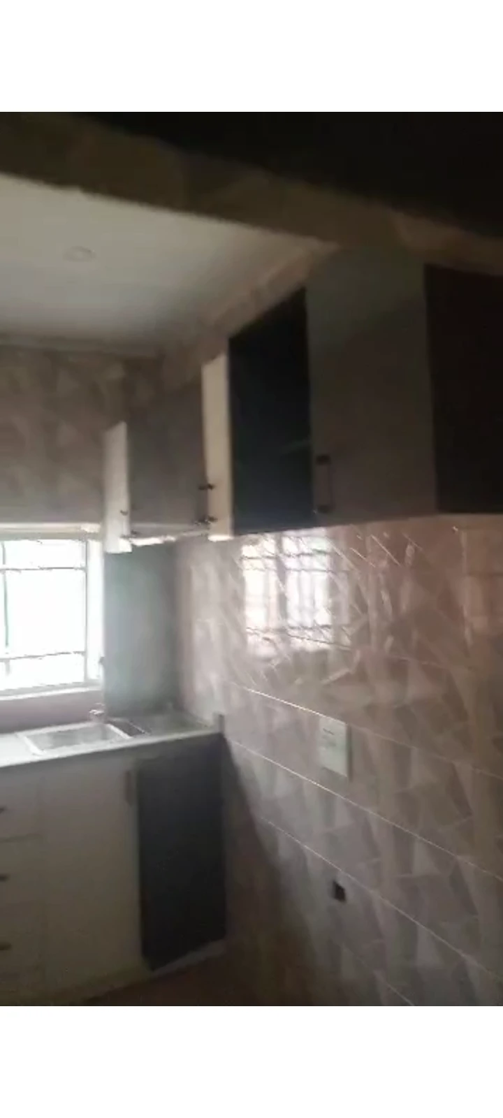 4 Bedroom Flat for Rent in Mpape, FCT - Image 2