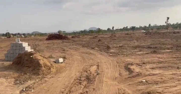 Land for Sale in Airport road Kyami, FCT - Image 1