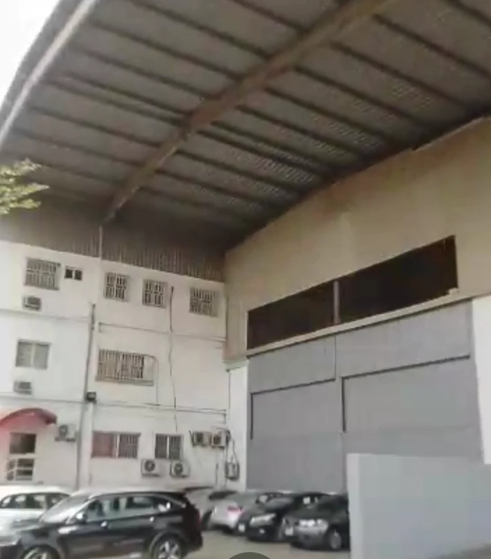Plaza for Sale in Utako, FCT - Image 6