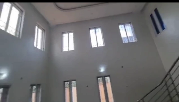 Duplex for Rent in Parliament estate, Alagbaka, Ondo - Image 5